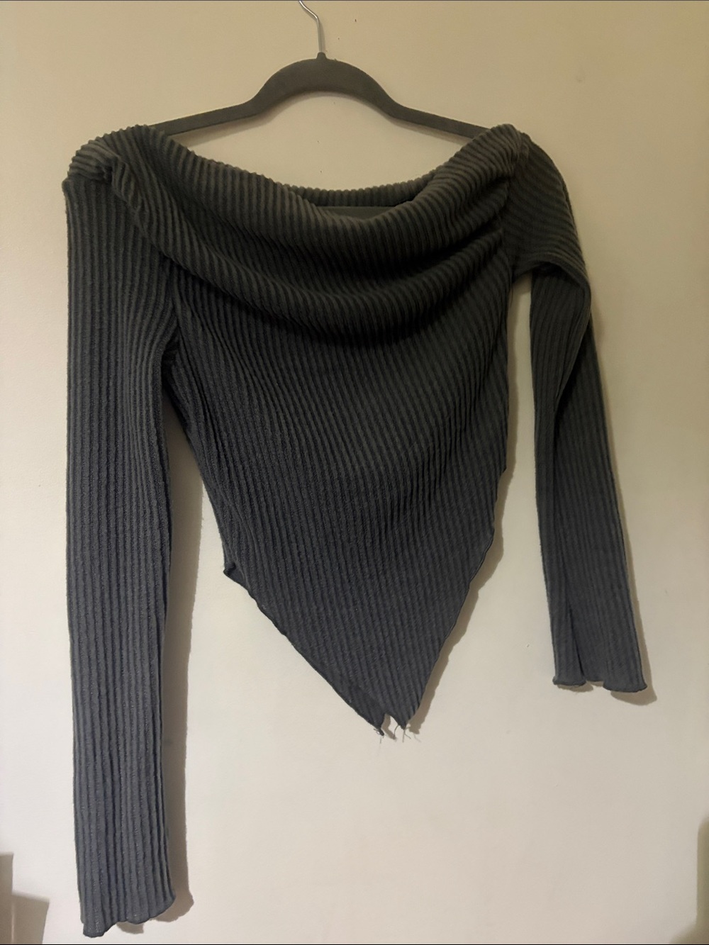 Off-Shoulder Ribbed Top